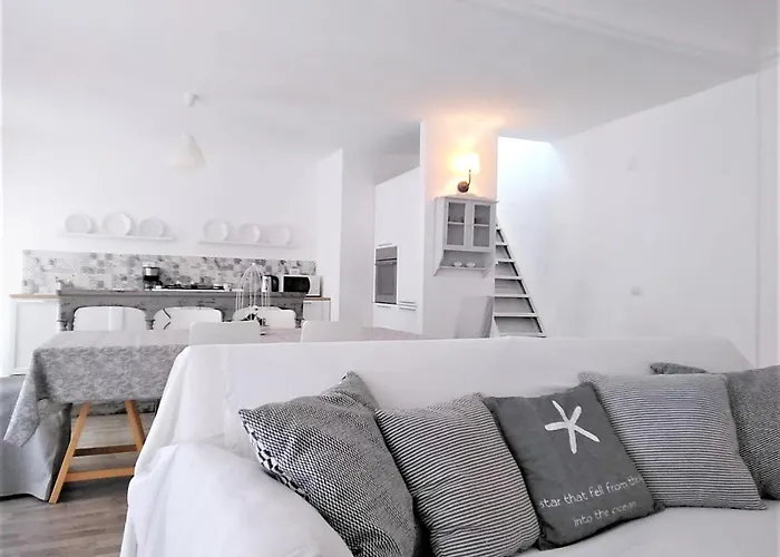 Bianca Cordari House